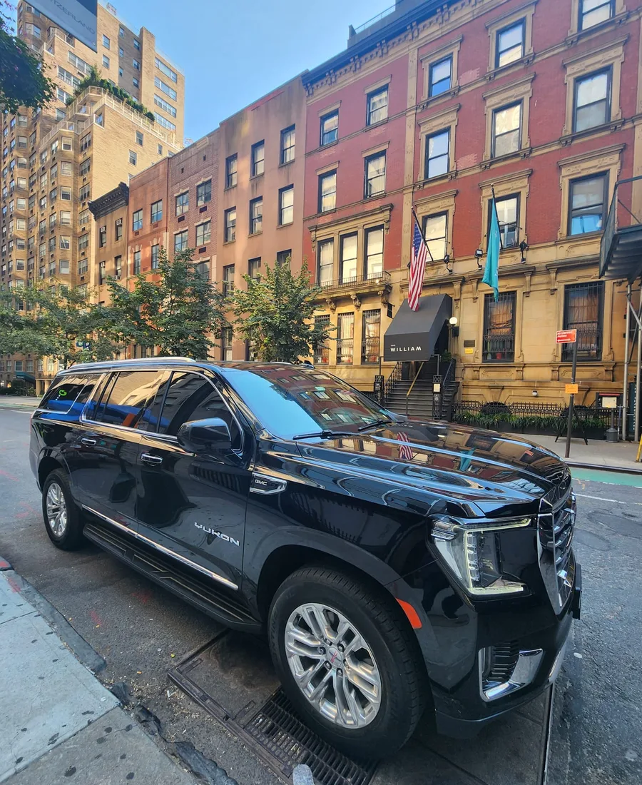 GMC Yukon XL da frota W7 Transfer em Nova York